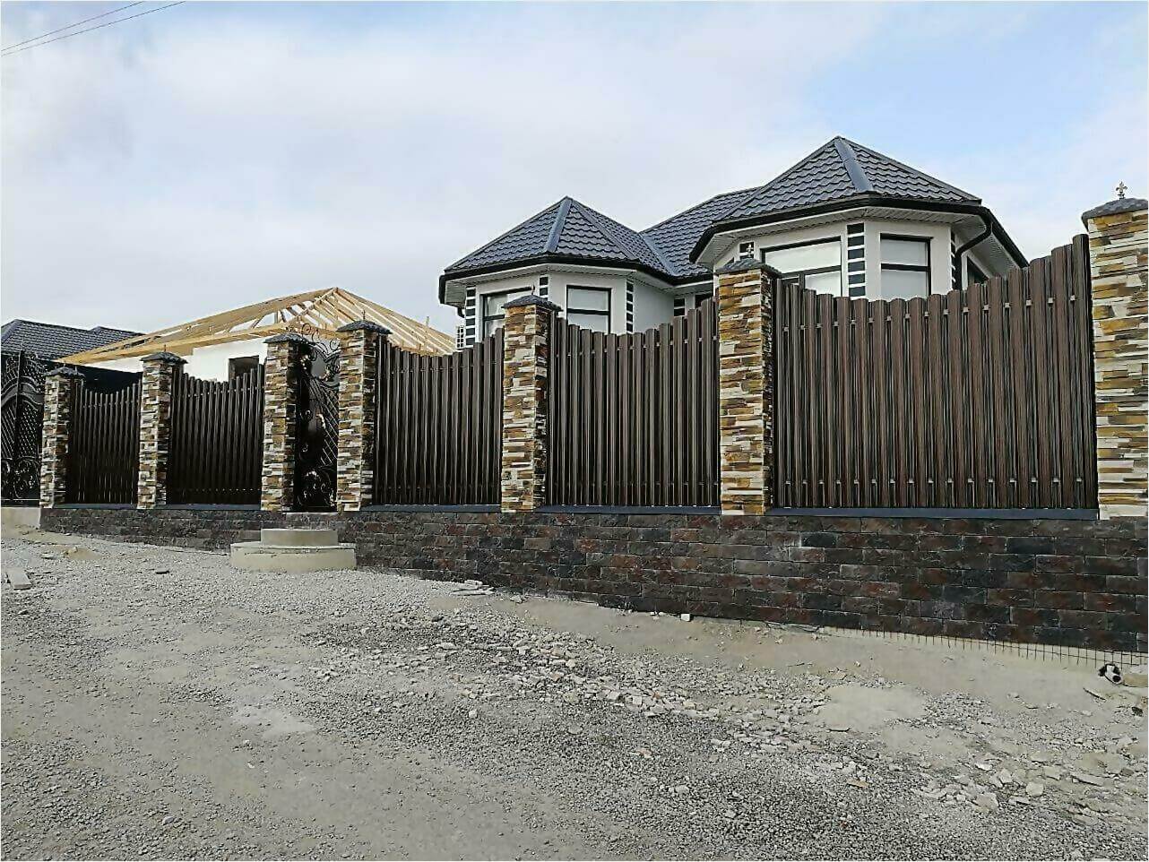 забор из штакетника 110м фото3 в Нижнем Тагиле
