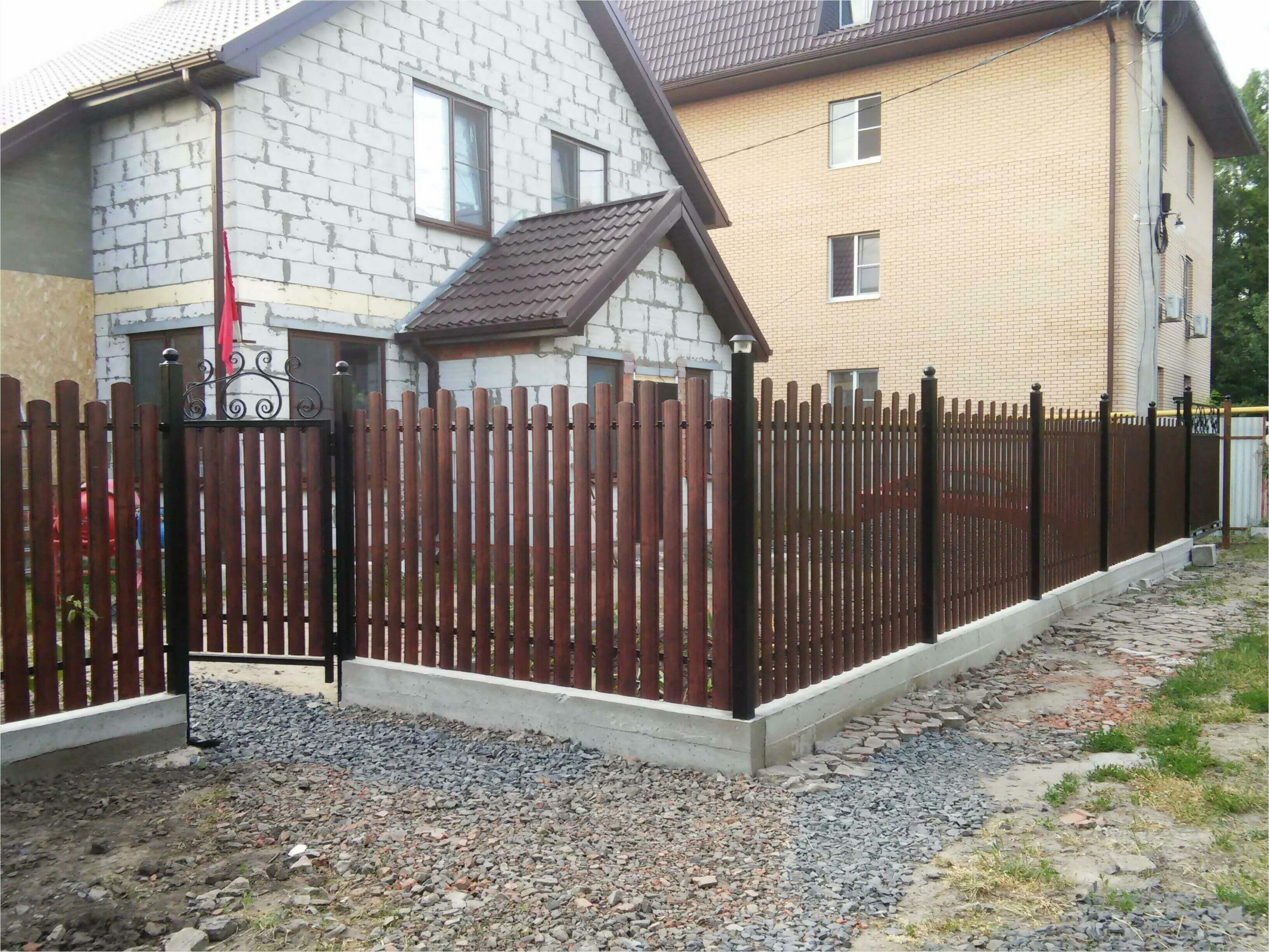 Забор из штакетника 90м фото5 в Нижнем Тагиле