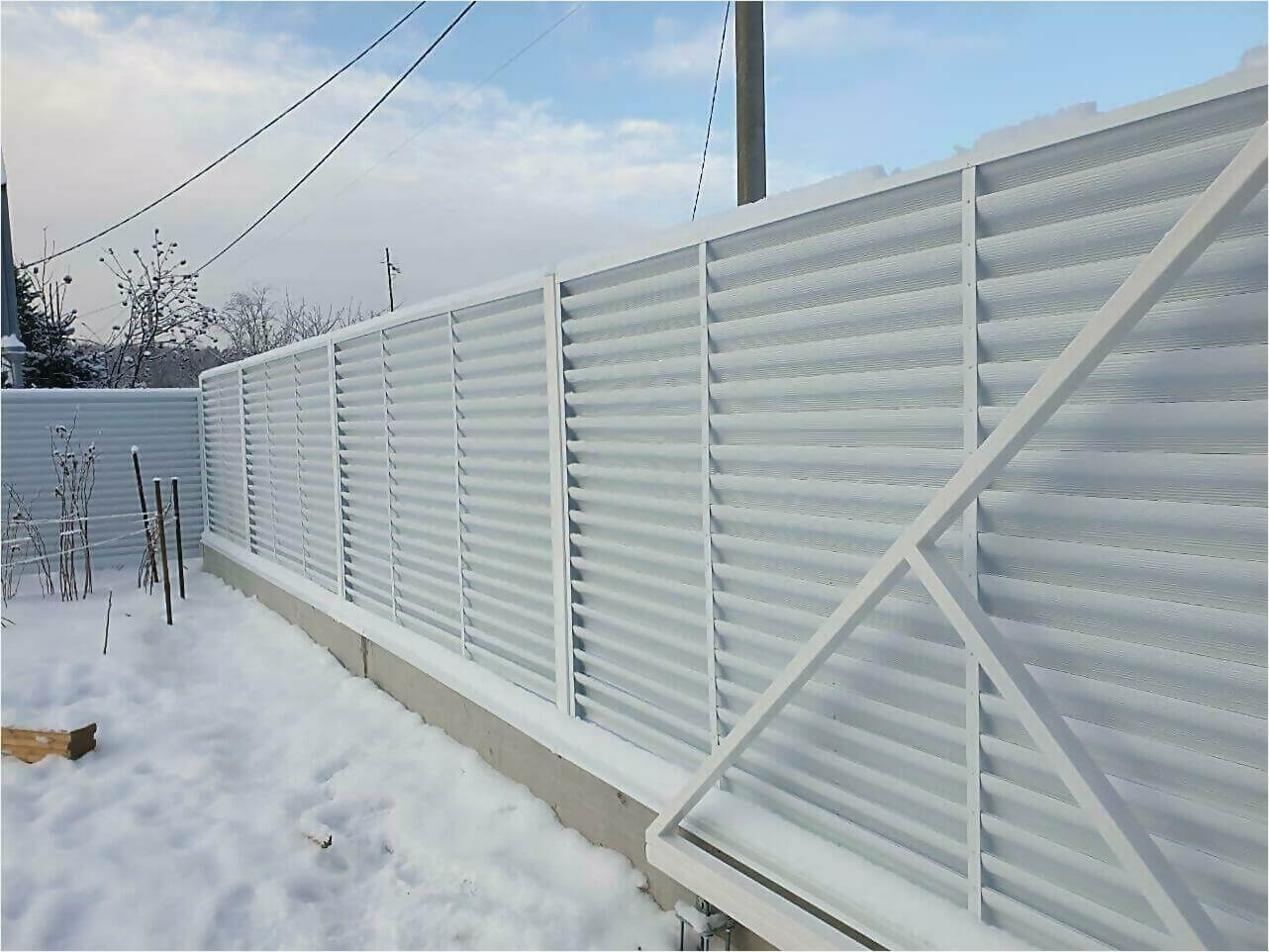 Забор жалюзи 150м RAL9003 фото3 в Нижнем Тагиле