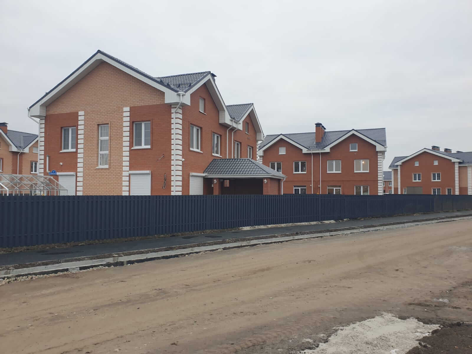 Забор из штакетника 230м Серый Графит фото6 в Нижнем Тагиле
