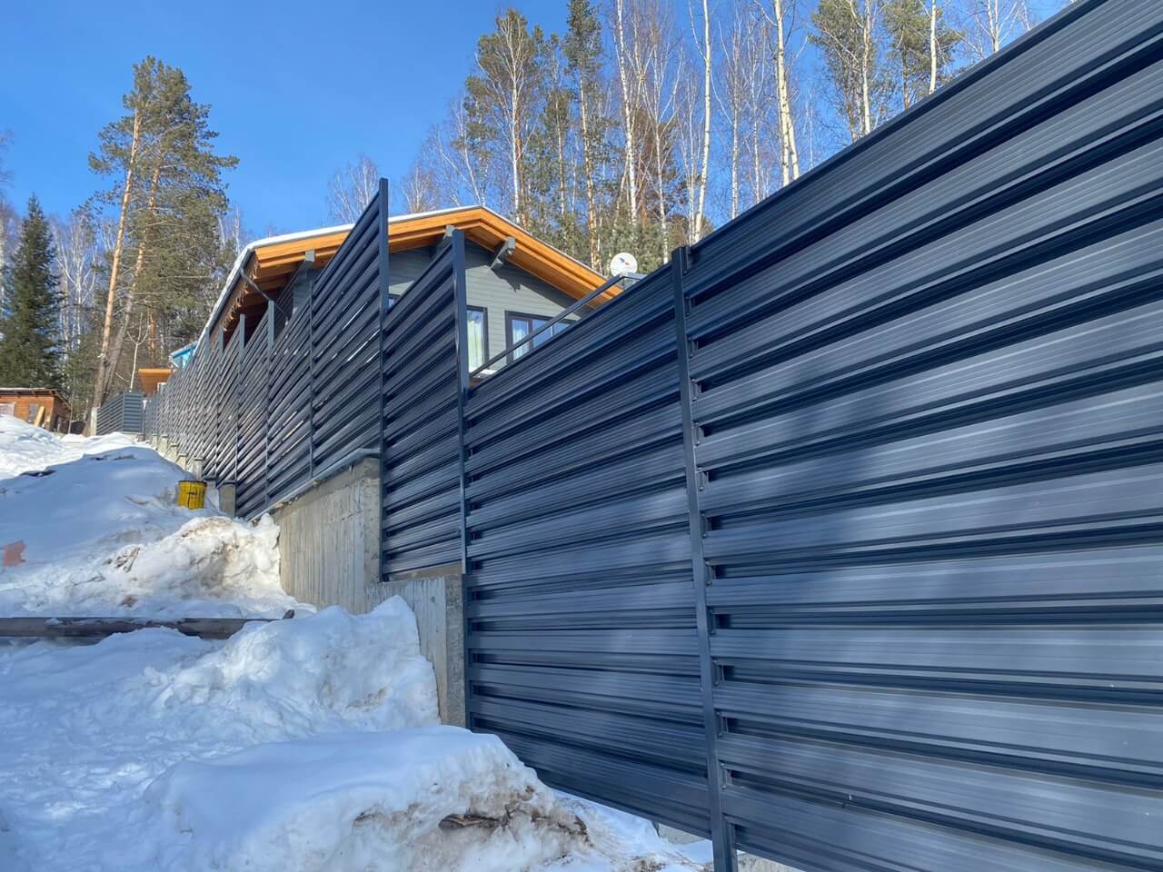 забор из штакетника 130м ral7024/7024 серый графит фото5 в Нижнем Тагиле