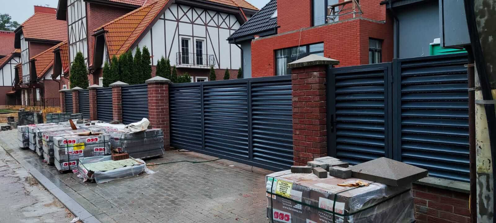 забор-жалюзи с ламелями эко-z ral7024 серый графит фото17 в Нижнем Тагиле