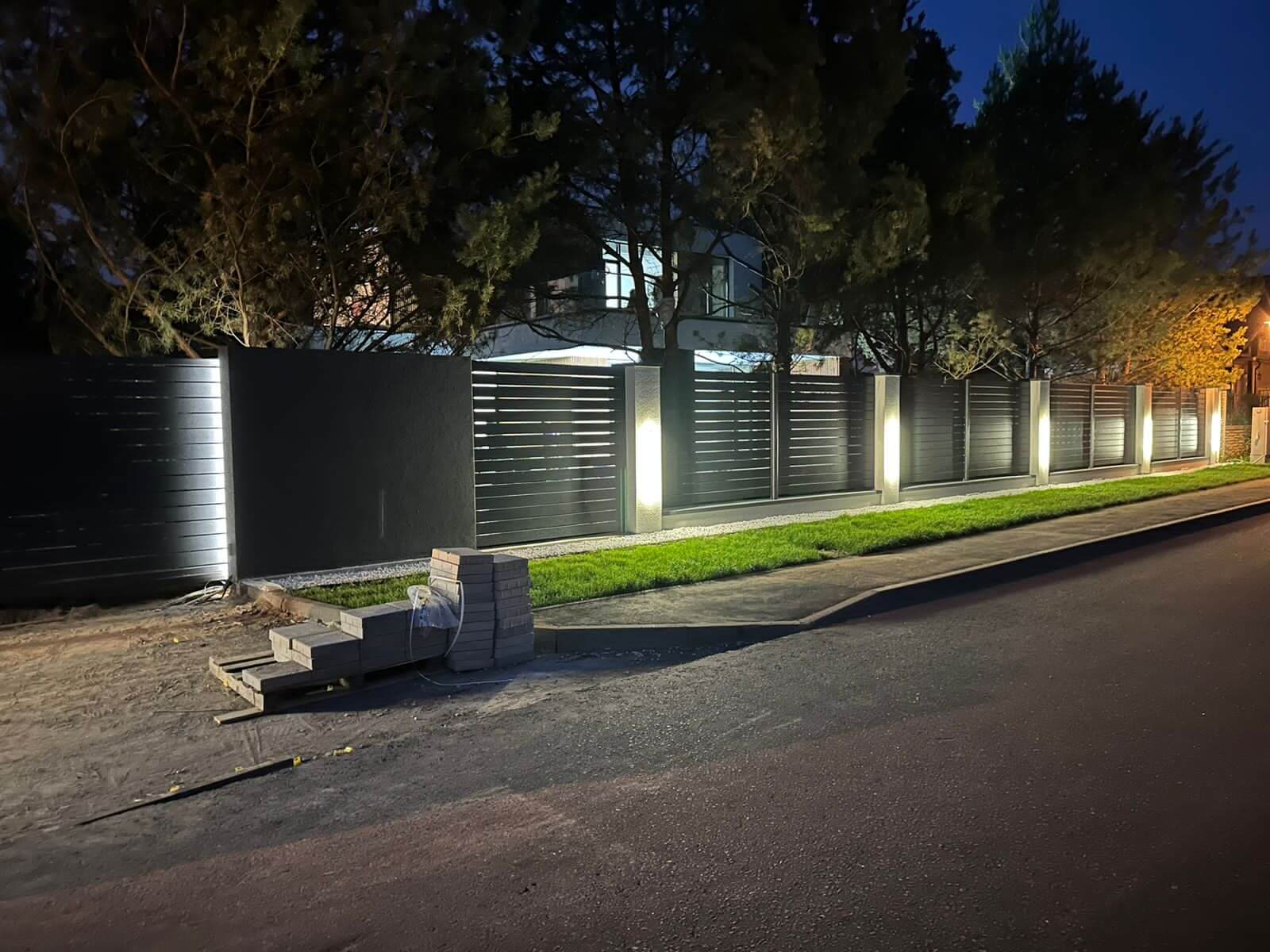 Забор-ранчо из металлопланкена 36м RAL7024 Серый Графит фото 11 в Нижнем Тагиле