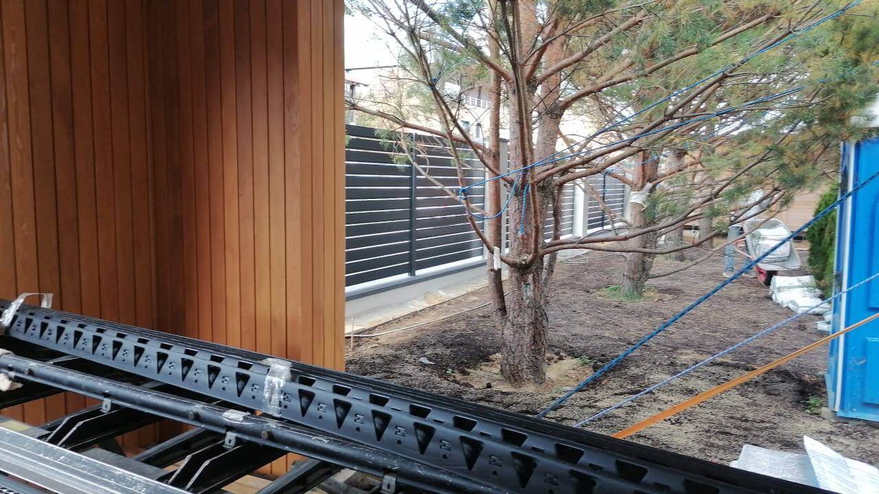 Забор-ранчо из металлопланкена 36м RAL7024 Серый Графит фото 2 в Нижнем Тагиле