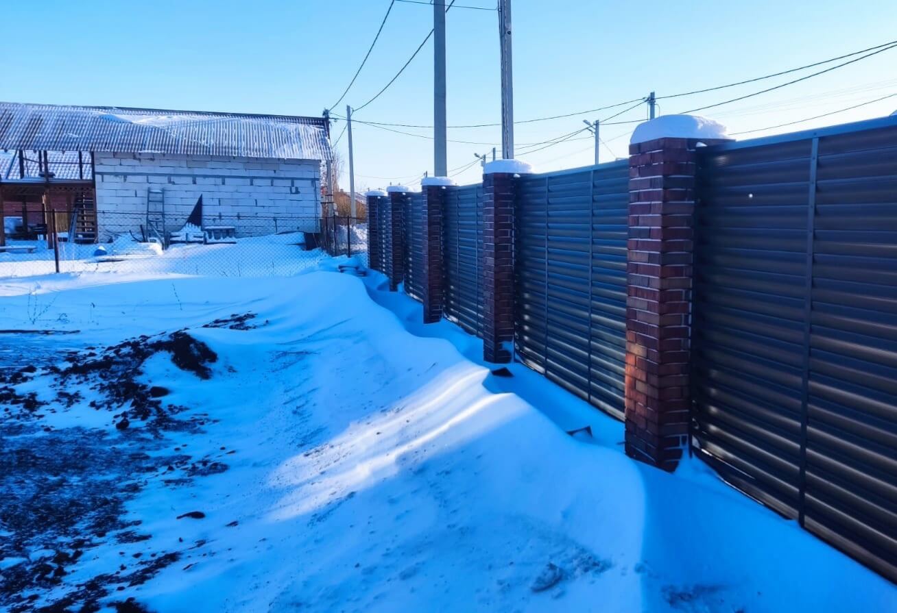 Забор-жалюзи с ламелями еврожалюзи 34м RAL7024/7024 Серый Графит двусторонний фото 1 в Нижнем Тагиле