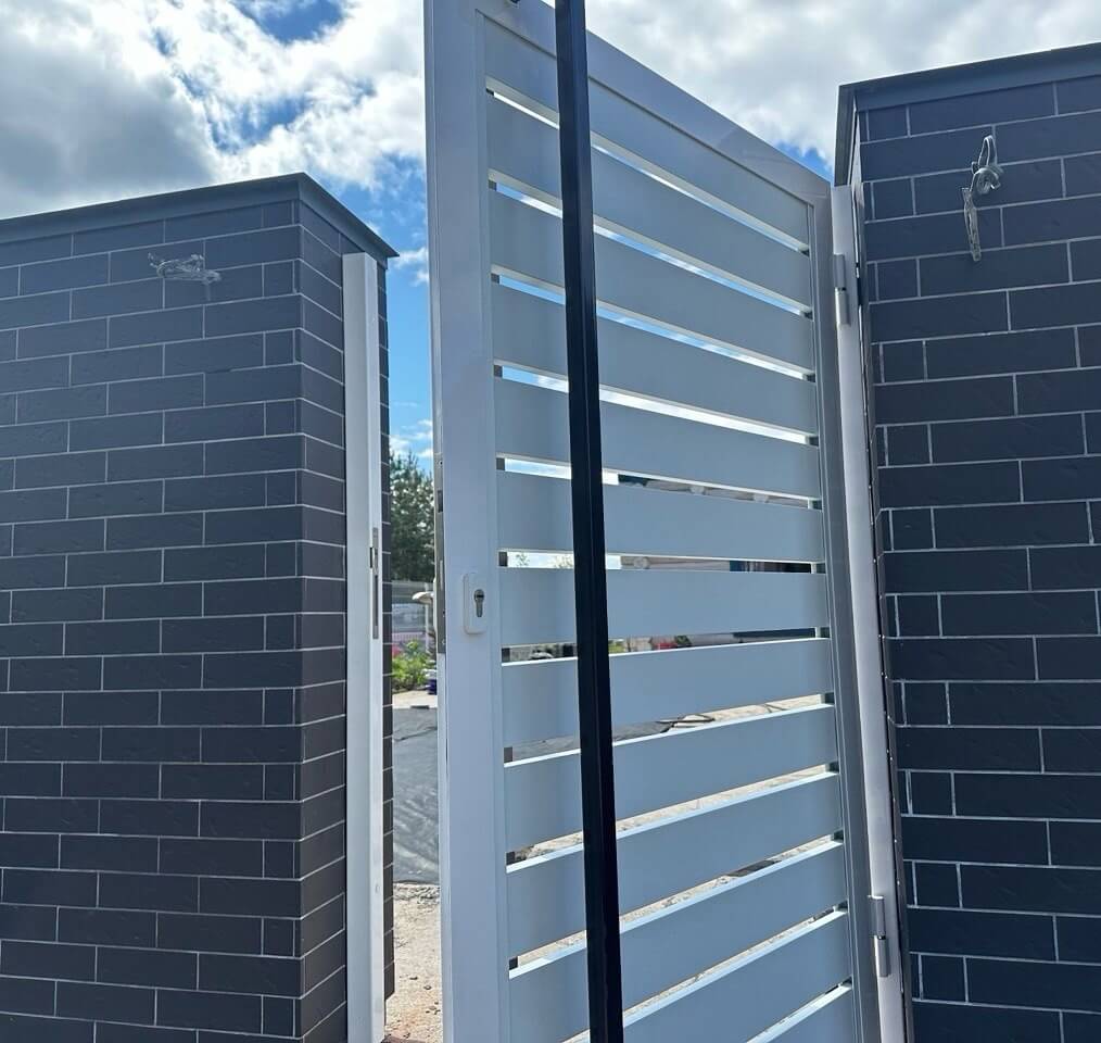 Калитка из металлопланкена RAL9003 Белый фото 1 в Нижнем Тагиле