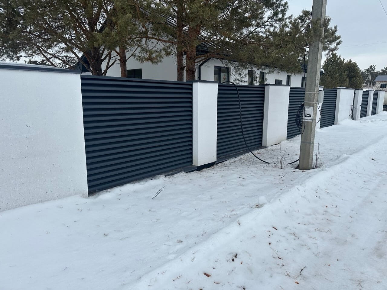 Забор-жалюзи 76м RAL7024/7024 Серый Графит двусторонний МАТТЕ фото 3 в Нижнем Тагиле